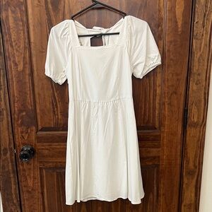 Elegant White Puff Sleeve Dress